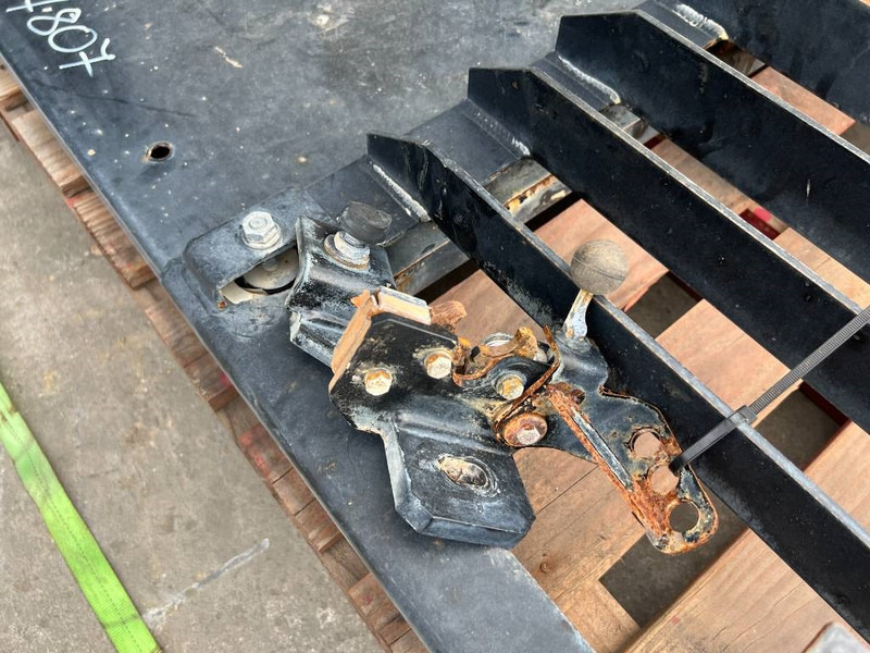 Καμπίνα και εσωτερικό για Κατασκευή μηχανήματα Cat 313E / M315F / 320F / 323E / 325F / 329E / 330F /: φωτογραφία 9