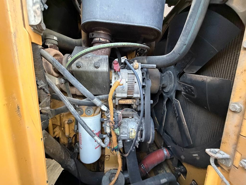 Ερπυστριοφόρος φορτωτής Cat 973D: φωτογραφία 15 Ερπυστριοφόρος φορτωτής Cat 973D: φωτογραφία 15