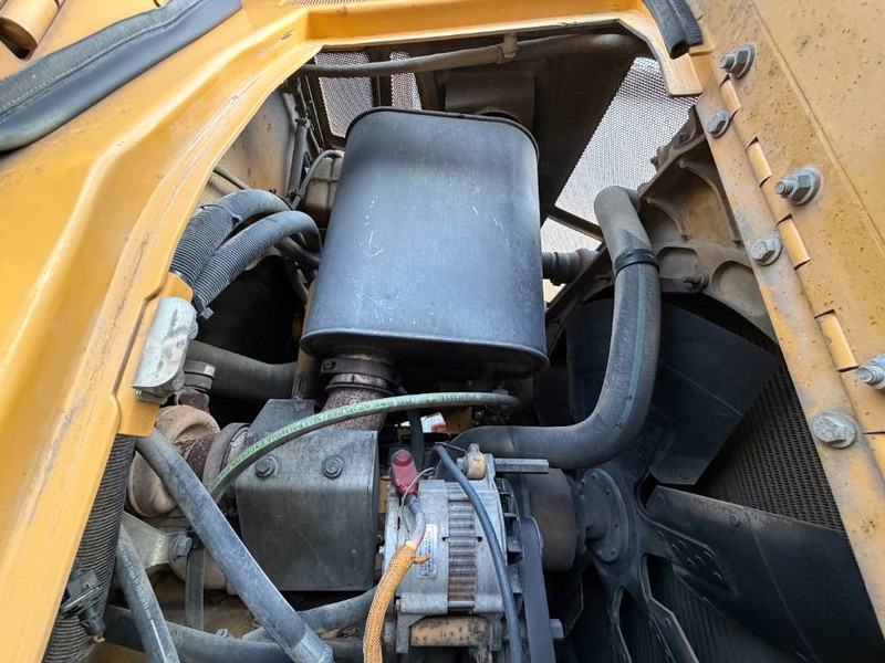 Ερπυστριοφόρος φορτωτής Cat 973D: φωτογραφία 16 Ερπυστριοφόρος φορτωτής Cat 973D: φωτογραφία 16