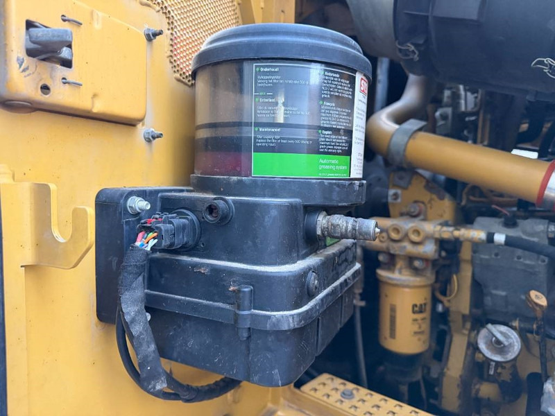 Ερπυστριοφόρος φορτωτής Cat 973D: φωτογραφία 14 Ερπυστριοφόρος φορτωτής Cat 973D: φωτογραφία 14