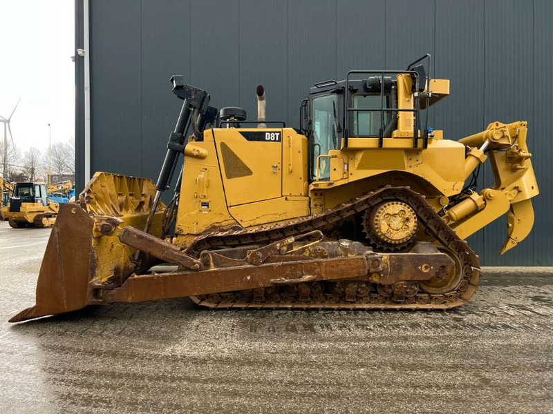 Cat D8T - CE - Μπουλντόζα: φωτογραφία 1 Cat D8T - CE - Μπουλντόζα: φωτογραφία 1