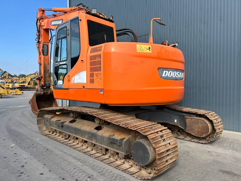 Doosan DX235LCR - Ερπυστριοφόρος εκσκαφέας: φωτογραφία 3 Doosan DX235LCR - Ερπυστριοφόρος εκσκαφέας: φωτογραφία 3