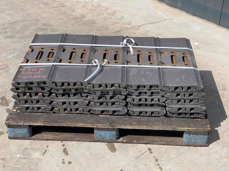 Hitachi EX270 / EX300 / EX310 Shoes/Pads - Πλαίσιο/ Σασί για Κατασκευή μηχανήματα: φωτογραφία 4 Hitachi EX270 / EX300 / EX310 Shoes/Pads - Πλαίσιο/ Σασί για Κατασκευή μηχανήματα: φωτογραφία 4