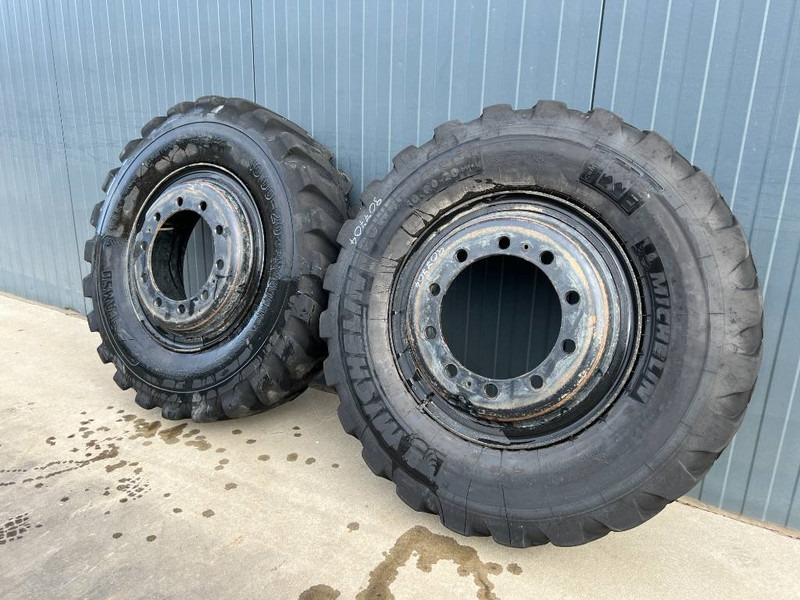 Michelin 1000 x 20 banden / 10.00 x 20: 1x2 Reifen - Ελαστικά και ζάντες για Κατασκευή μηχανήματα: φωτογραφία 2 Michelin 1000 x 20 banden / 10.00 x 20: 1x2 Reifen - Ελαστικά και ζάντες για Κατασκευή μηχανήματα: φωτογραφία 2