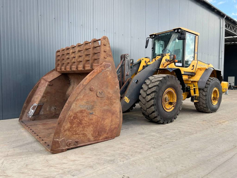 Volvo L120F - Ελαστιχοφόρος φορτωτής: φωτογραφία 1 Volvo L120F - Ελαστιχοφόρος φορτωτής: φωτογραφία 1