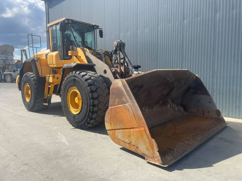 Volvo L180G - Ελαστιχοφόρος φορτωτής: φωτογραφία 3 Volvo L180G - Ελαστιχοφόρος φορτωτής: φωτογραφία 3