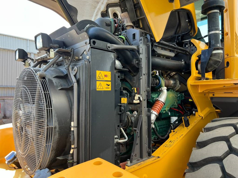 Volvo L90H - Ελαστιχοφόρος φορτωτής: φωτογραφία 3 Volvo L90H - Ελαστιχοφόρος φορτωτής: φωτογραφία 3