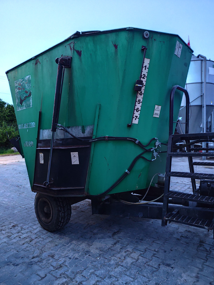 Auto-Agro T-011 - Ενσιροδιανομέας: φωτογραφία 3 Auto-Agro T-011 - Ενσιροδιανομέας: φωτογραφία 3