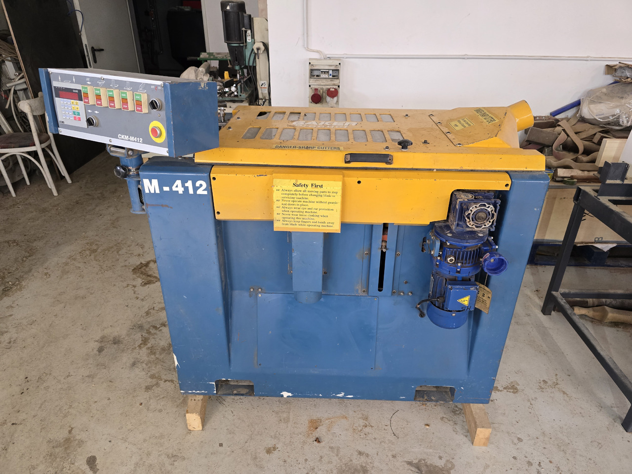 BAKER M-412 - Ξυλουργικό μηχάνημα: φωτογραφία 1 BAKER M-412 - Ξυλουργικό μηχάνημα: φωτογραφία 1