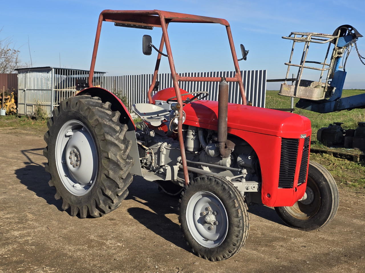 FERGUSON TEF20 - Τρακτέρ: φωτογραφία 1 FERGUSON TEF20 - Τρακτέρ: φωτογραφία 1