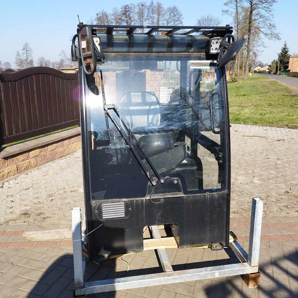 JCB 403 - Καμπίνα για Κατασκευή μηχανήματα: φωτογραφία 2 JCB 403 - Καμπίνα για Κατασκευή μηχανήματα: φωτογραφία 2