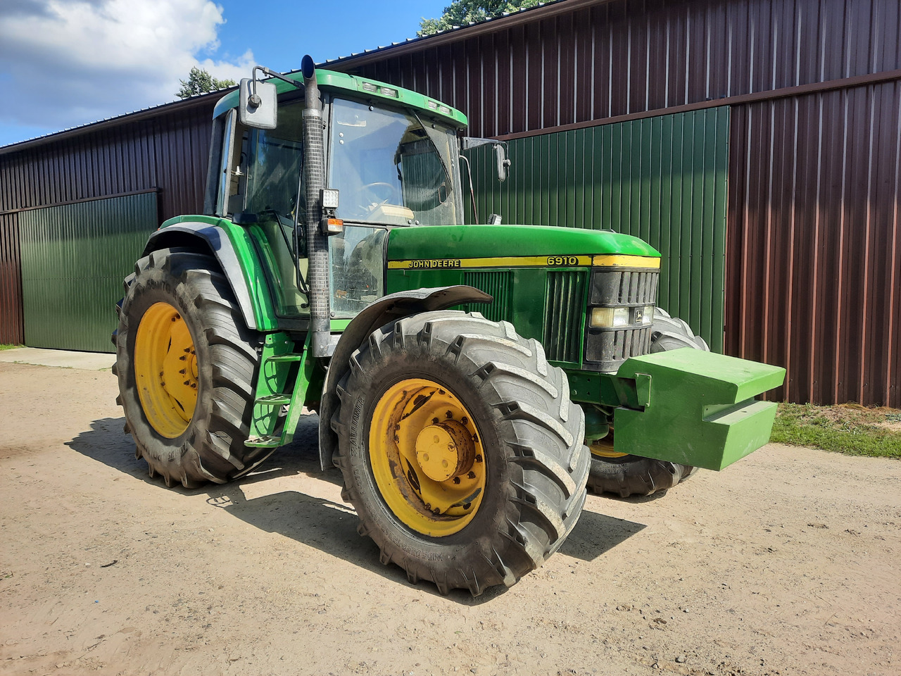 JOHN DEERE 6910 - Τρακτέρ: φωτογραφία 5 JOHN DEERE 6910 - Τρακτέρ: φωτογραφία 5