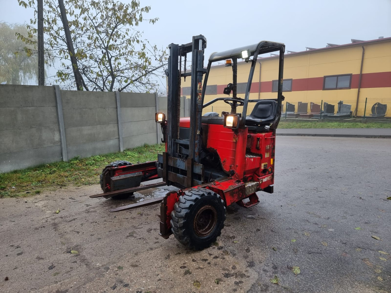 Moffett MS 20.3 - Περονοφόρο επί φορτηγού: φωτογραφία 2 Moffett MS 20.3 - Περονοφόρο επί φορτηγού: φωτογραφία 2