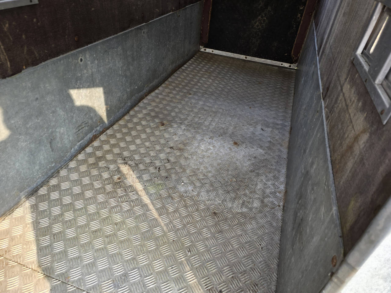 PONGRATZ PA 310 T - Ρυμούλκα μεταφορά ζώων: φωτογραφία 2 PONGRATZ PA 310 T - Ρυμούλκα μεταφορά ζώων: φωτογραφία 2