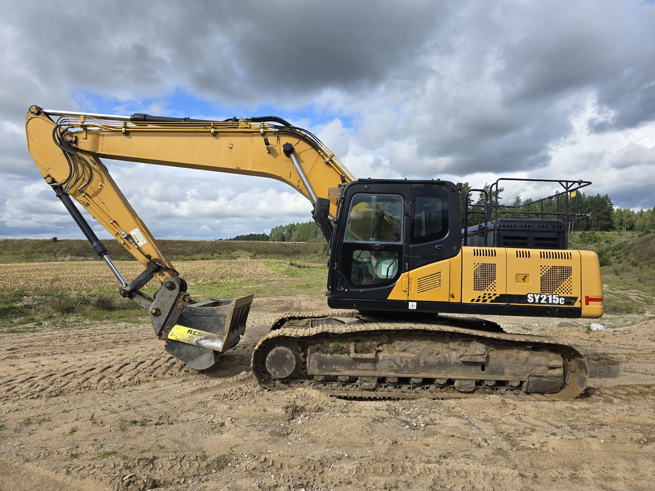 SANY SY215c - Ερπυστριοφόρος εκσκαφέας: φωτογραφία 2 SANY SY215c - Ερπυστριοφόρος εκσκαφέας: φωτογραφία 2