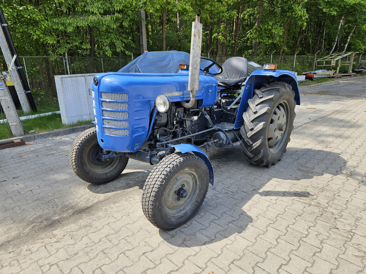 Zetor 3011 - Τρακτέρ: φωτογραφία 1 Zetor 3011 - Τρακτέρ: φωτογραφία 1