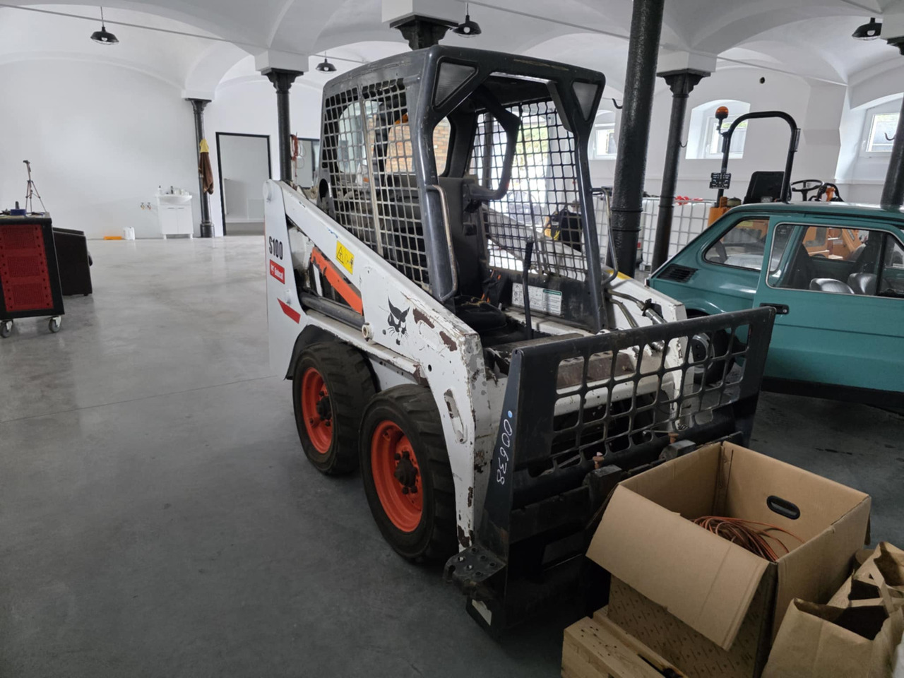 Bob cat s100 - Φορτωτής πλάγιας ολίσθησης: φωτογραφία 1 Bob cat s100 - Φορτωτής πλάγιας ολίσθησης: φωτογραφία 1