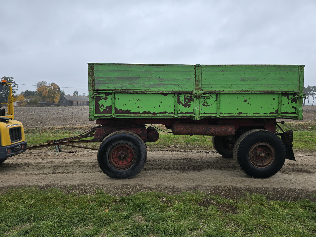 Inna 8 ton - Ανατρεπόμενη ρυμούλκα για τρακτέρ: φωτογραφία 1 Inna 8 ton - Ανατρεπόμενη ρυμούλκα για τρακτέρ: φωτογραφία 1