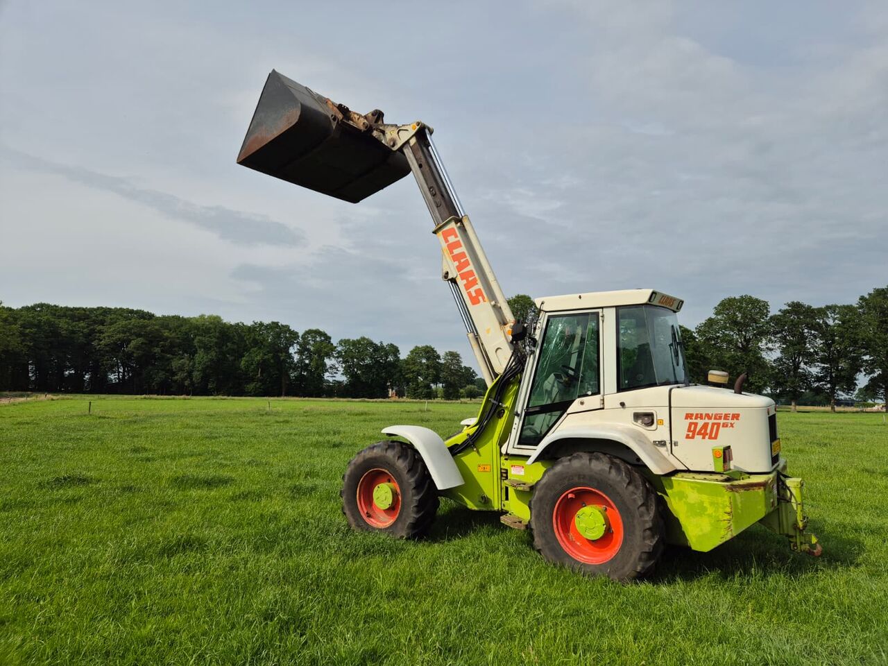 Claas Ranger 940 RX - Ελαστιχοφόρος φορτωτής: φωτογραφία 4 Claas Ranger 940 RX - Ελαστιχοφόρος φορτωτής: φωτογραφία 4