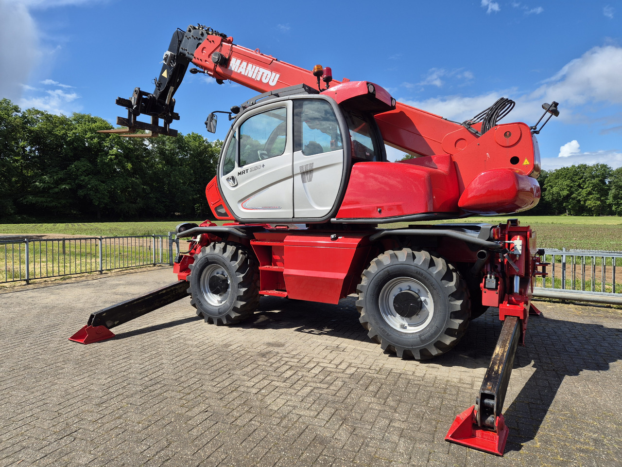 Manitou MRT 2150 plus privilege - Τηλεσκοπικός φορτωτής: φωτογραφία 5 Manitou MRT 2150 plus privilege - Τηλεσκοπικός φορτωτής: φωτογραφία 5