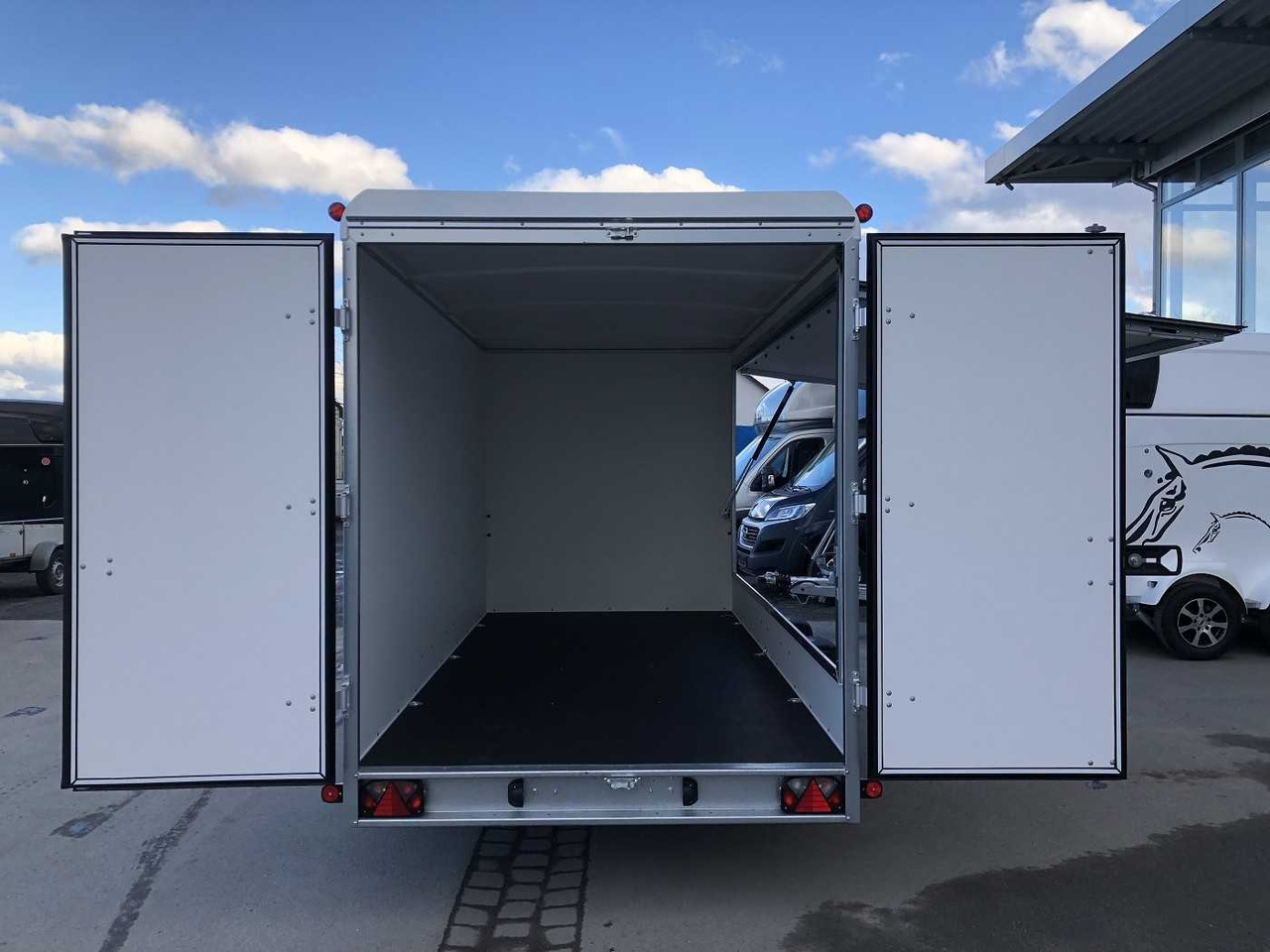 BOECKMANN KT 4018/27 H Aufstellklappe Kofferanhänger - Ρυμούλκα κόφα: φωτογραφία 5 BOECKMANN KT 4018/27 H Aufstellklappe Kofferanhänger - Ρυμούλκα κόφα: φωτογραφία 5