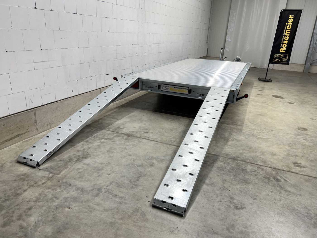 MARTZ GT Plateau 450/2 S 3T Alu Plattformanhänger - Ρυμούλκα αυτοκινητάμαξα: φωτογραφία 4 MARTZ GT Plateau 450/2 S 3T Alu Plattformanhänger - Ρυμούλκα αυτοκινητάμαξα: φωτογραφία 4