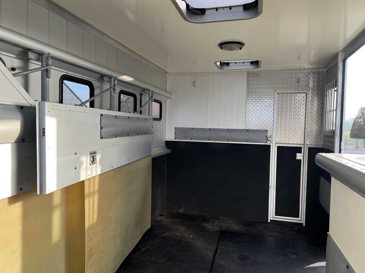 Φορτηγό μεταφοράς αλόγων MERCEDES-BENZ Atego 918 LKW: φωτογραφία 7