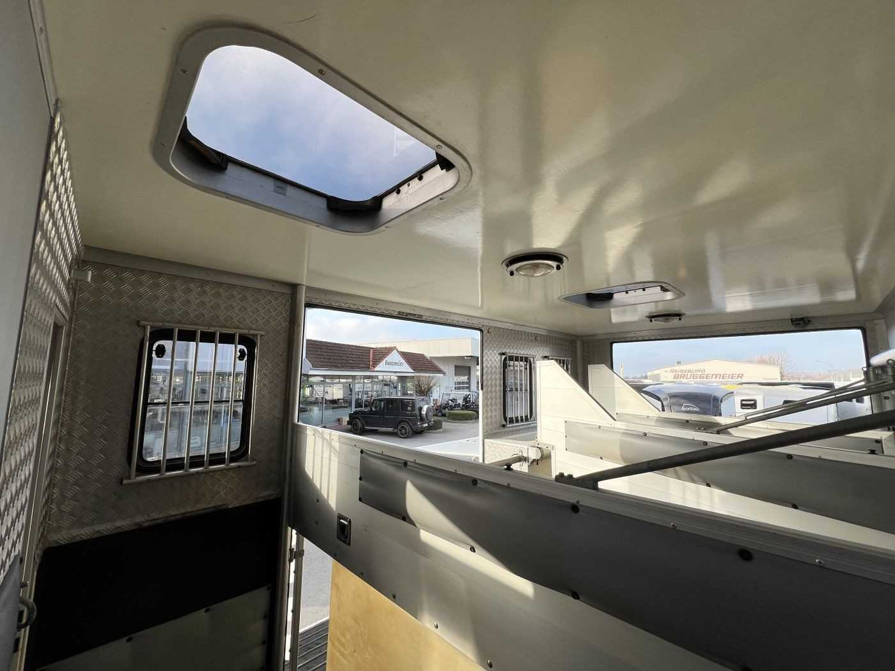 Φορτηγό μεταφοράς αλόγων MERCEDES-BENZ Atego 918 LKW: φωτογραφία 15