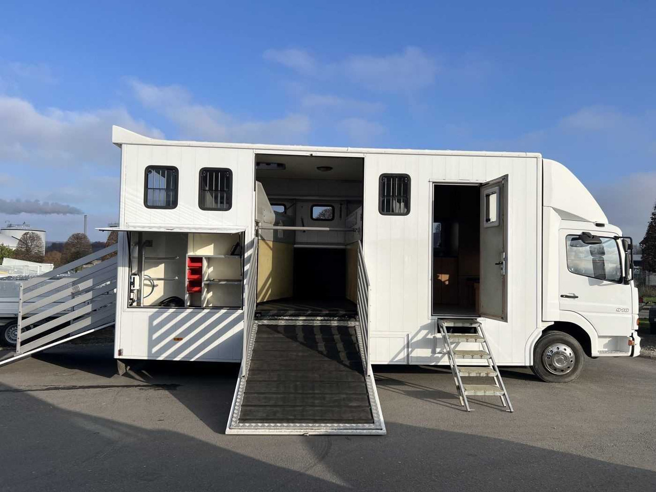 Φορτηγό μεταφοράς αλόγων MERCEDES-BENZ Atego 918 LKW: φωτογραφία 24