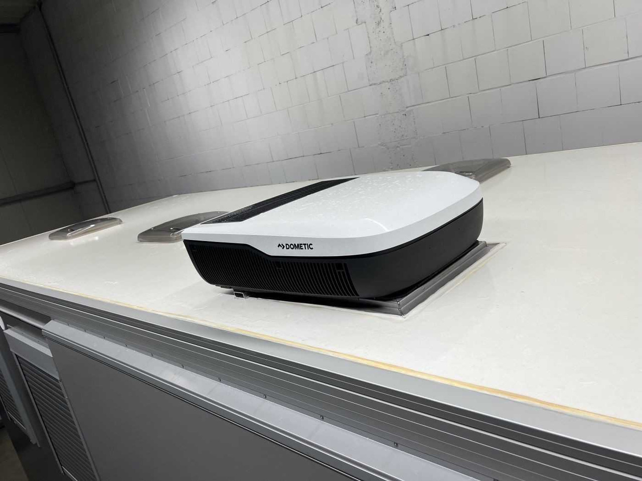 Νέα Σπίτι εμπορευματοκιβωτία, Τρέιλερ ROSEMEIER VE MOBI 7344-SP-5 Mannschaftswagen: φωτογραφία 28 Νέα Σπίτι εμπορευματοκιβωτία, Τρέιλερ ROSEMEIER VE MOBI 7344-SP-5 Mannschaftswagen: φωτογραφία 28