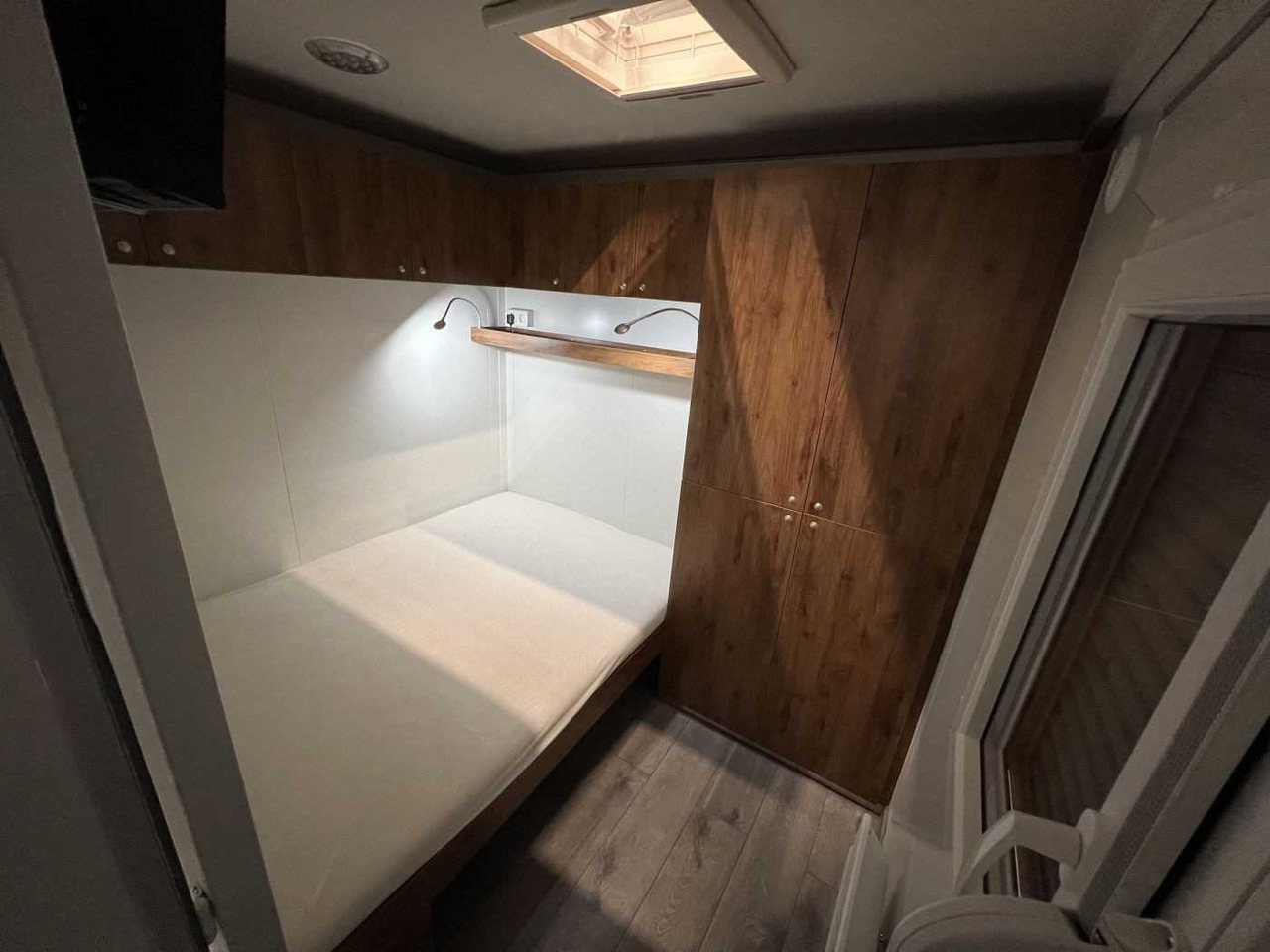 Νέα Σπίτι εμπορευματοκιβωτία, Τρέιλερ ROSEMEIER VE MOBI 7344-SP-5 Mannschaftswagen: φωτογραφία 20 Νέα Σπίτι εμπορευματοκιβωτία, Τρέιλερ ROSEMEIER VE MOBI 7344-SP-5 Mannschaftswagen: φωτογραφία 20