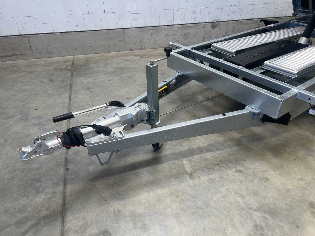 Νέα Ρυμούλκα ανατρεπόμενο SARIS K3 306 184 3500 2 E Rampen + G Dreiseitenkipper: φωτογραφία 26
