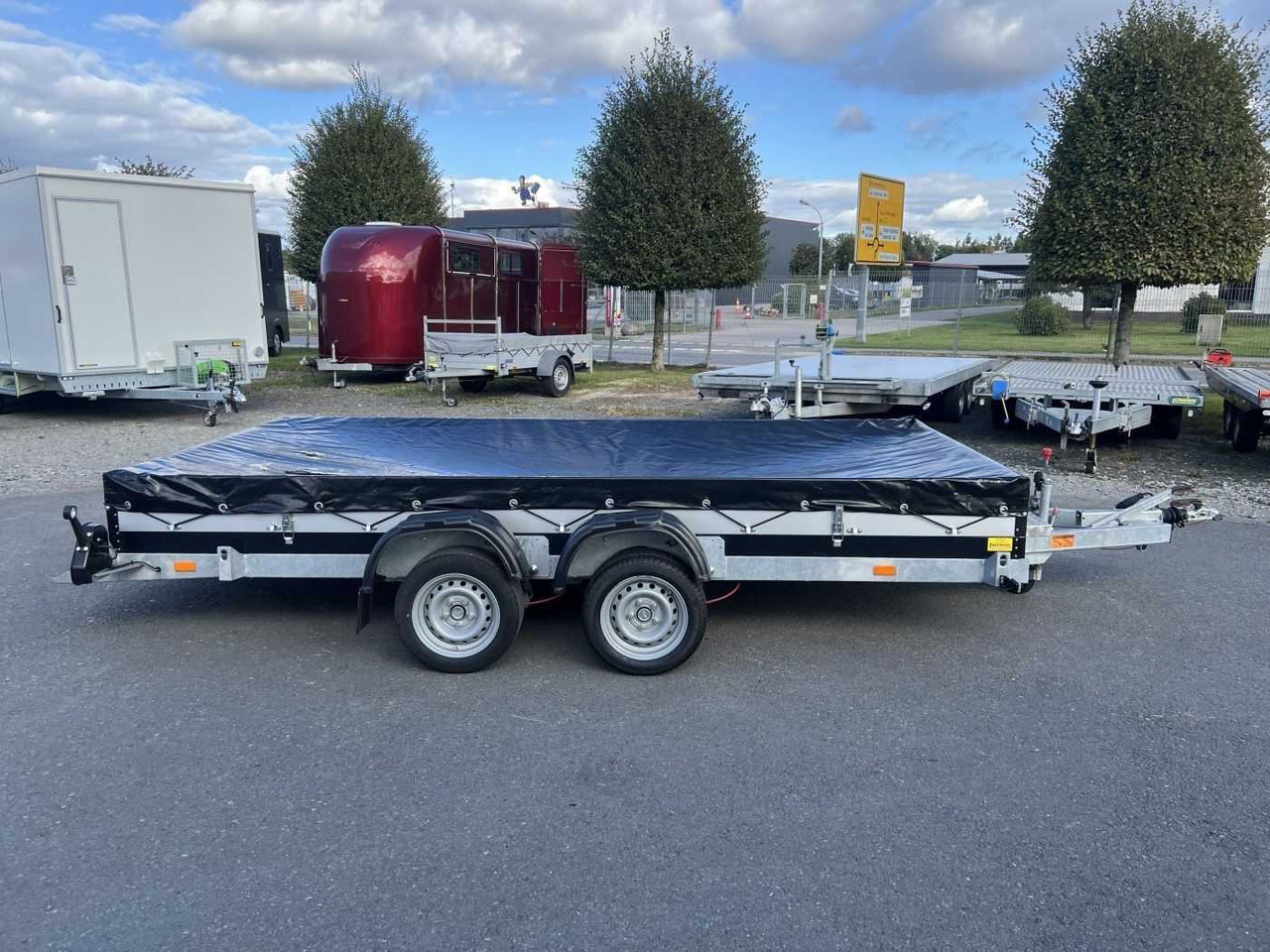 VEZEKO Husky Car FB 27.39 Autotransporter - Ρυμούλκα γάντζος/ Αλυσιδάκι: φωτογραφία 2 VEZEKO Husky Car FB 27.39 Autotransporter - Ρυμούλκα γάντζος/ Αλυσιδάκι: φωτογραφία 2