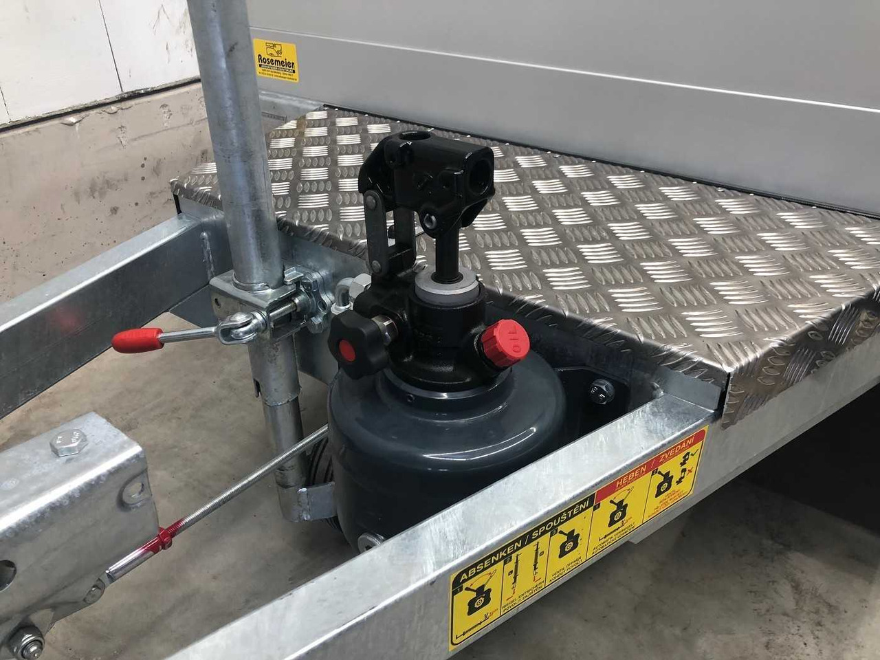 Νέα Ρυμούλκα γάντζος/ Αλυσιδάκι VEZEKO Husky F 10.25 Bordwandaufsatz Absenker: φωτογραφία 8 Νέα Ρυμούλκα γάντζος/ Αλυσιδάκι VEZEKO Husky F 10.25 Bordwandaufsatz Absenker: φωτογραφία 8