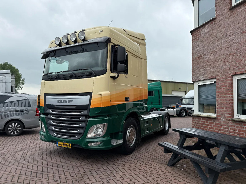 DAF XF 460 XF460 4X2 SPACECAB / HYDRAULICS / - Τράκτορας: φωτογραφία 2 DAF XF 460 XF460 4X2 SPACECAB / HYDRAULICS / - Τράκτορας: φωτογραφία 2