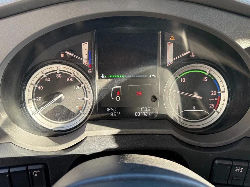 DAF XF 460 XF460 4x2 SSC / 2X Tank / only 887.721km / Holland Truck - Τράκτορας: φωτογραφία 5 DAF XF 460 XF460 4x2 SSC / 2X Tank / only 887.721km / Holland Truck - Τράκτορας: φωτογραφία 5
