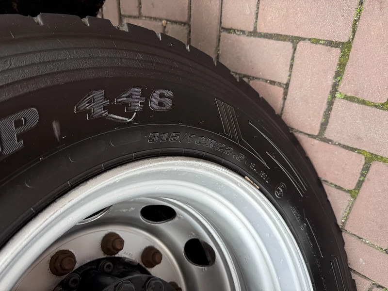 Mercedes-Benz Antos Antos 1824L mit 8.5m Isokoffer / 1.500kg Ladebordwand / Euro6 / Holland Truck - Φορτηγό κόφα: φωτογραφία 5 Mercedes-Benz Antos Antos 1824L mit 8.5m Isokoffer / 1.500kg Ladebordwand / Euro6 / Holland Truck - Φορτηγό κόφα: φωτογραφία 5