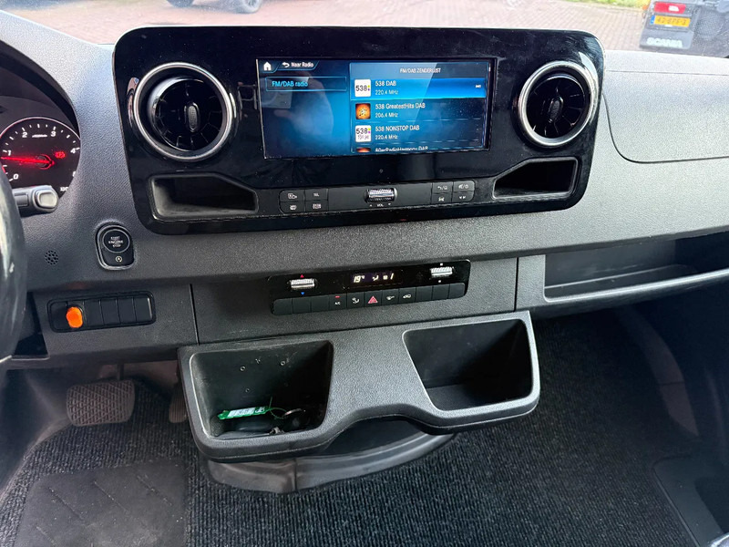 Mercedes-Benz Sprinter Sprinter 515CDI bakwagen met klep / automaat / MBUX /Navi / Airco / Camera / Top - Επαγγελματικό αυτοκίνητο κόφα: φωτογραφία 4 Mercedes-Benz Sprinter Sprinter 515CDI bakwagen met klep / automaat / MBUX /Navi / Airco / Camera / Top - Επαγγελματικό αυτοκίνητο κόφα: φωτογραφία 4