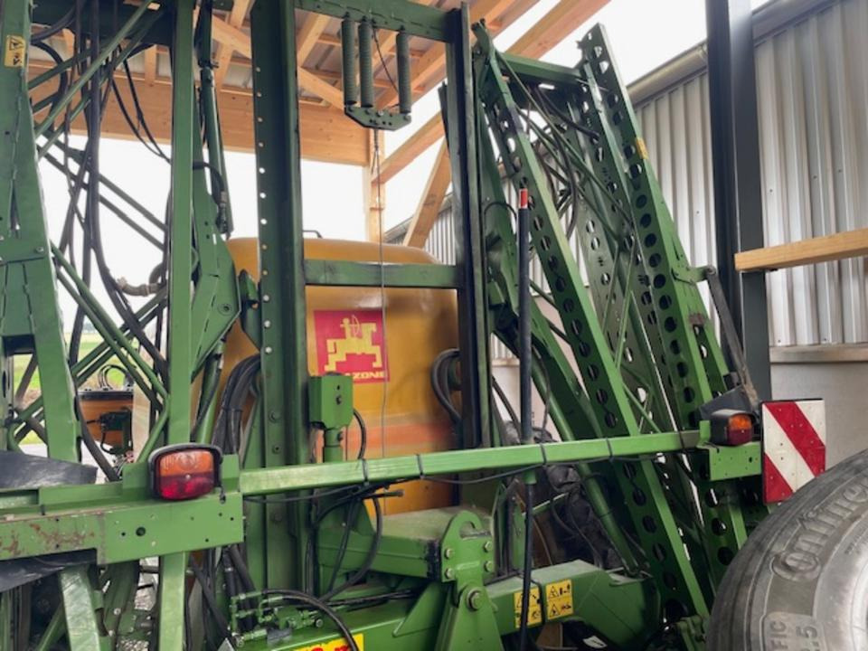 Amazone UG 3000 - Συρόμενο ψεκαστικό: φωτογραφία 5 Amazone UG 3000 - Συρόμενο ψεκαστικό: φωτογραφία 5