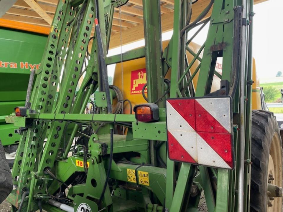 Amazone UG 3000 - Συρόμενο ψεκαστικό: φωτογραφία 3 Amazone UG 3000 - Συρόμενο ψεκαστικό: φωτογραφία 3