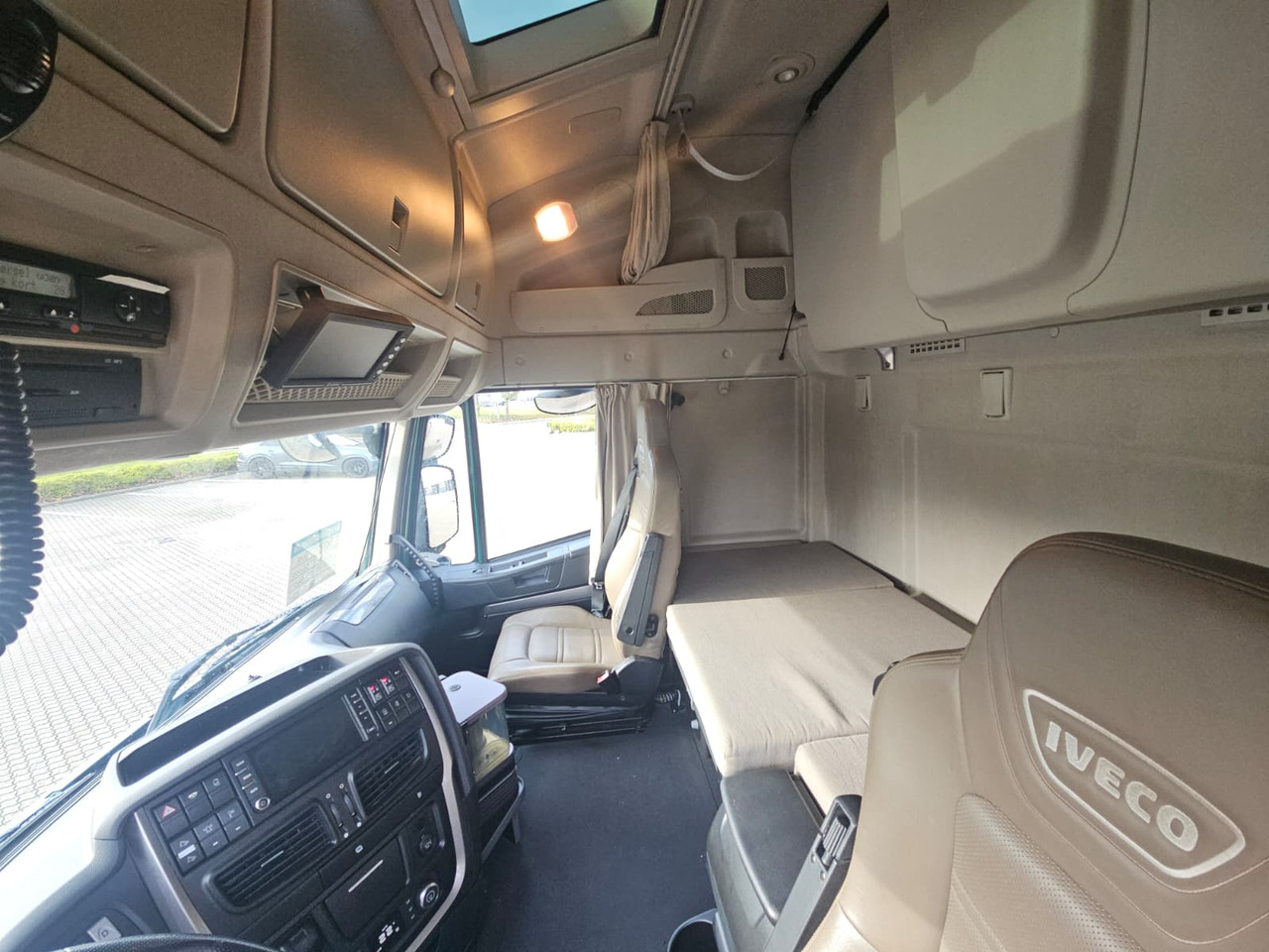 Iveco Stralis 560 6x4 - Φορτηγό μεταφοράς εμπορευματοκιβωτίων/ Κινητό αμάξωμα: φωτογραφία 5 Iveco Stralis 560 6x4 - Φορτηγό μεταφοράς εμπορευματοκιβωτίων/ Κινητό αμάξωμα: φωτογραφία 5