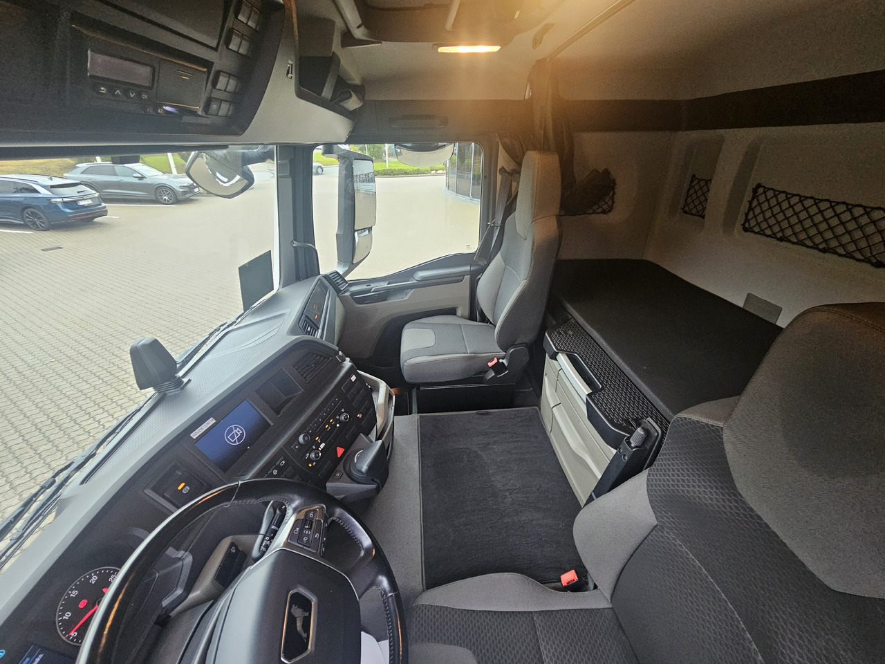 MAN TGL 12.250 - Φορτηγό μουσαμάς: φωτογραφία 4 MAN TGL 12.250 - Φορτηγό μουσαμάς: φωτογραφία 4