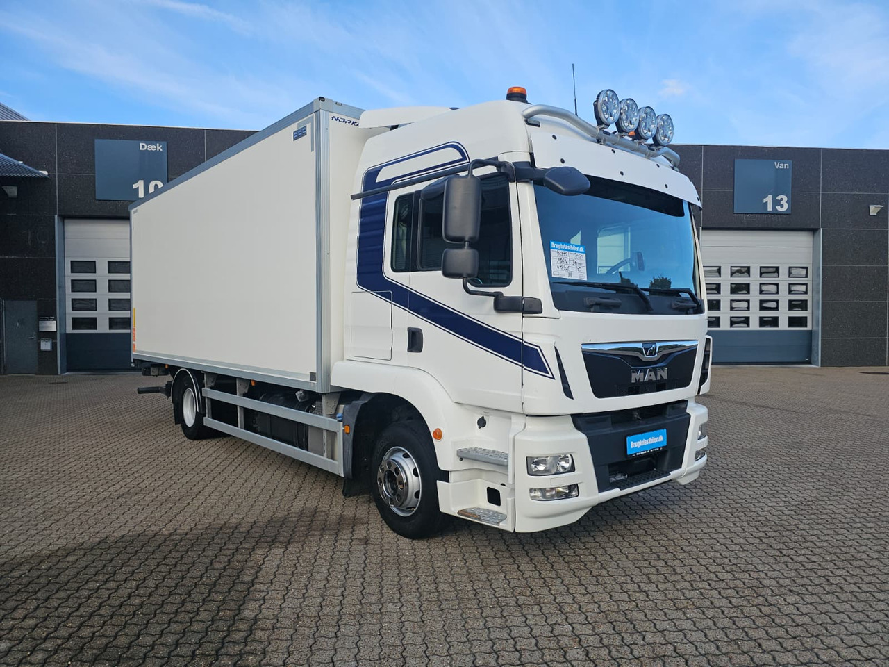 MAN TGM 15.290 - Φορτηγό κόφα: φωτογραφία 2 MAN TGM 15.290 - Φορτηγό κόφα: φωτογραφία 2