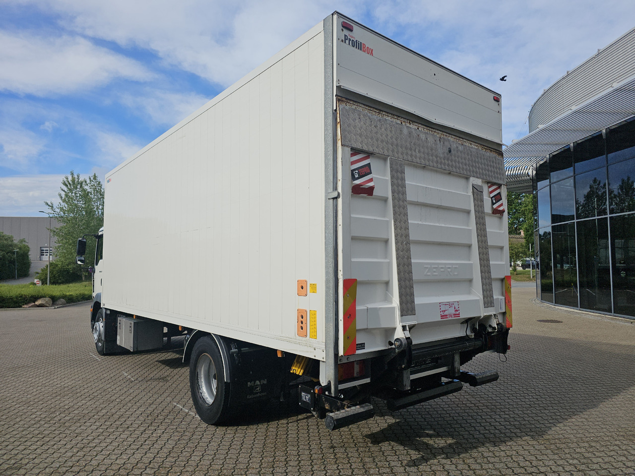 MAN TGM 18.290 - Φορτηγό κόφα: φωτογραφία 3 MAN TGM 18.290 - Φορτηγό κόφα: φωτογραφία 3