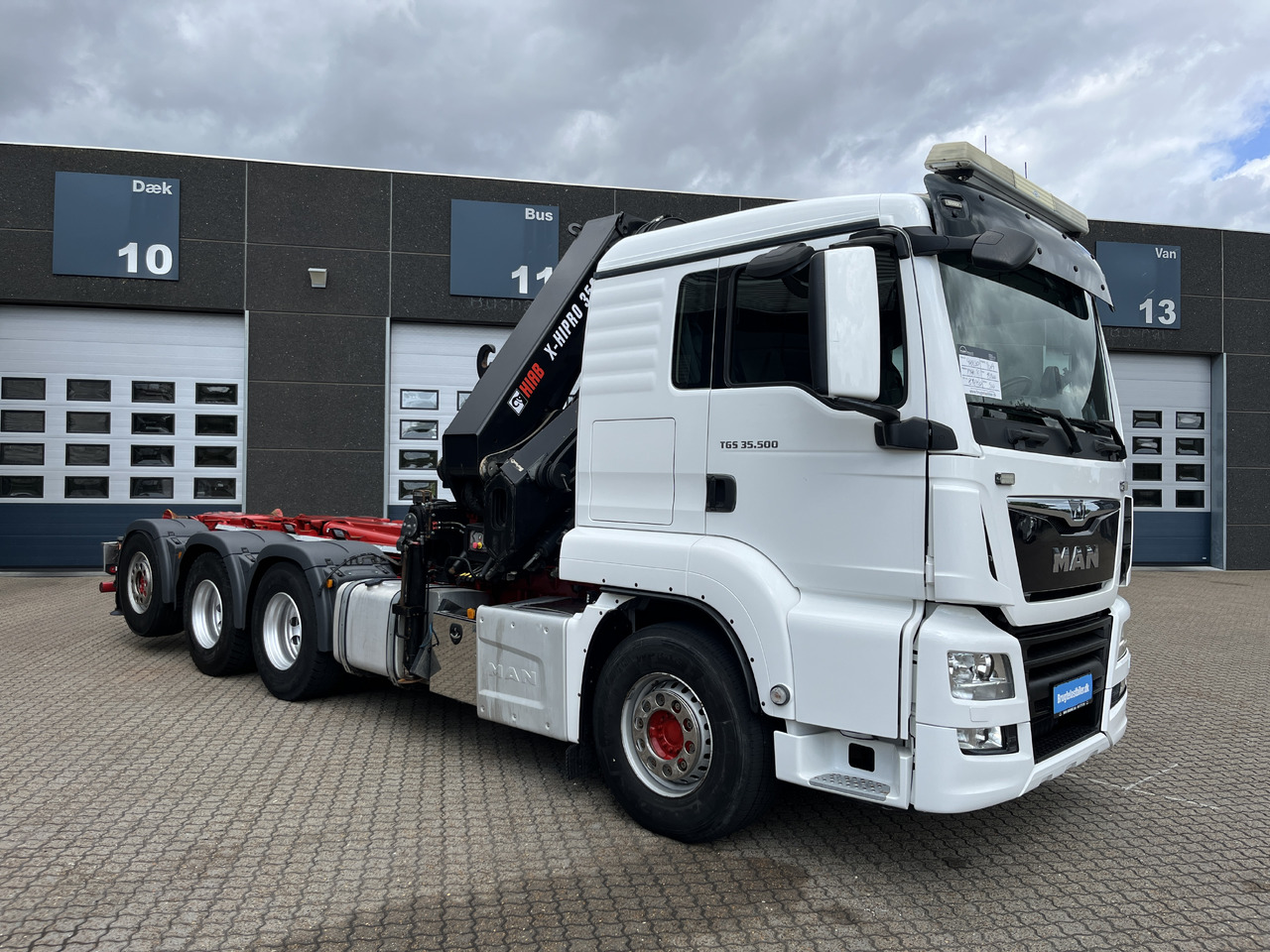 MAN TGS 35.500 8x4 - Φορτηγό μεταφοράς εμπορευματοκιβωτίων/ Κινητό αμάξωμα, Φορτηγό με γερανό: φωτογραφία 2 MAN TGS 35.500 8x4 - Φορτηγό μεταφοράς εμπορευματοκιβωτίων/ Κινητό αμάξωμα, Φορτηγό με γερανό: φωτογραφία 2