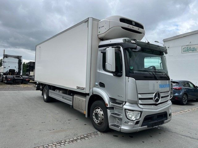 Φορτηγό ψυγείο Mercedes-Benz Antos1835 Tiefkühlaufbau  Ladebordw. Thermoking: φωτογραφία 14 Φορτηγό ψυγείο Mercedes-Benz Antos1835 Tiefkühlaufbau  Ladebordw. Thermoking: φωτογραφία 14