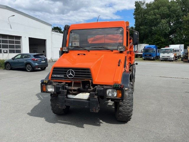 Mercedes-Benz Unimog 418/10 Winterdienst2000 - Φορτηγό ανατρεπόμενο: φωτογραφία 1 Mercedes-Benz Unimog 418/10 Winterdienst2000 - Φορτηγό ανατρεπόμενο: φωτογραφία 1