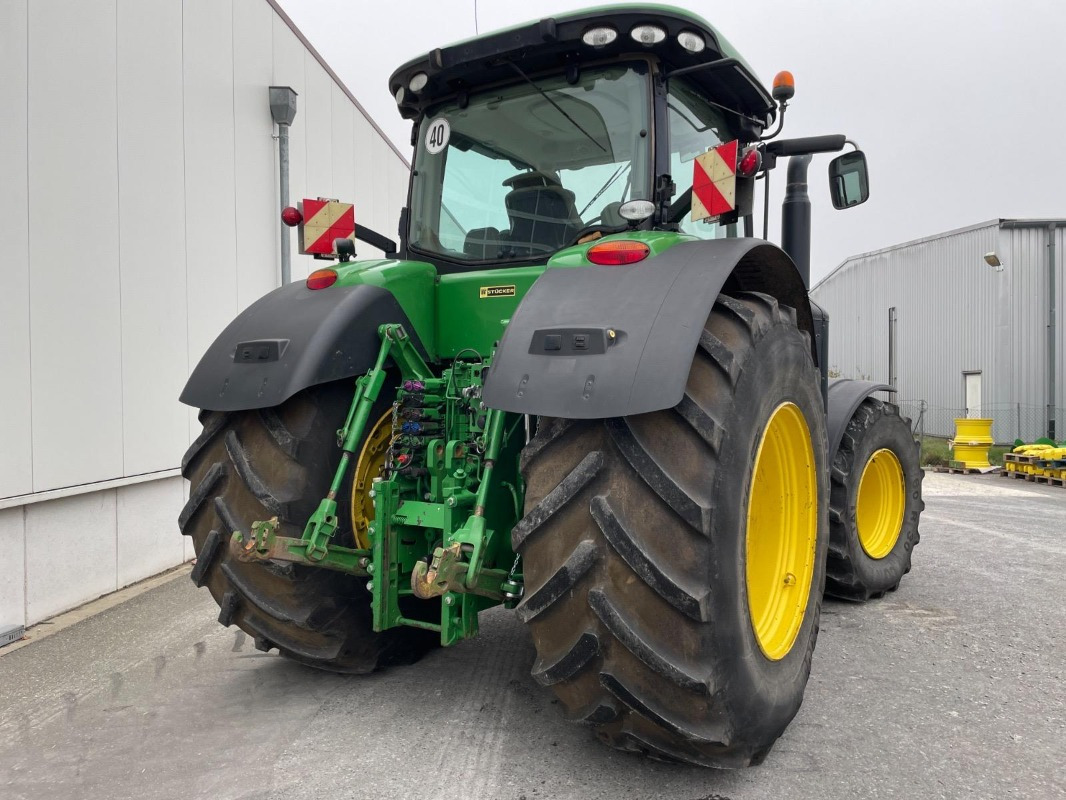 John Deere 8270R - Τρακτέρ: φωτογραφία 4 John Deere 8270R - Τρακτέρ: φωτογραφία 4