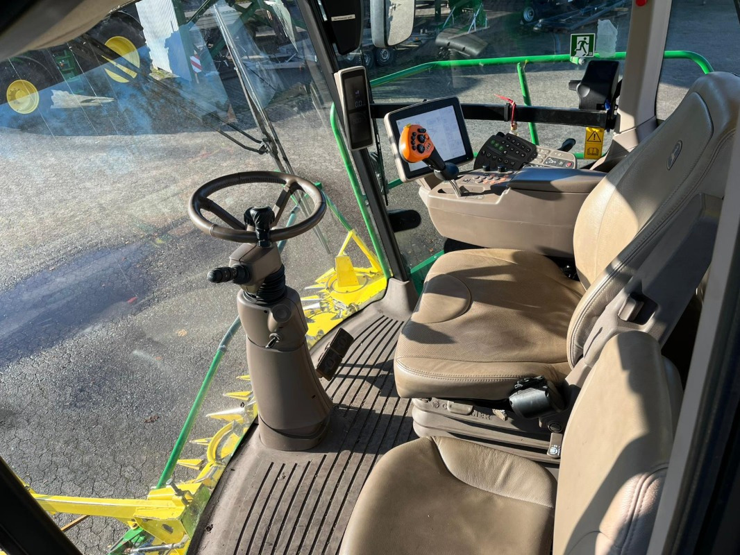 John Deere 9900 mit Kemper 375 - Μηχανή συγκομιδής: φωτογραφία 3 John Deere 9900 mit Kemper 375 - Μηχανή συγκομιδής: φωτογραφία 3