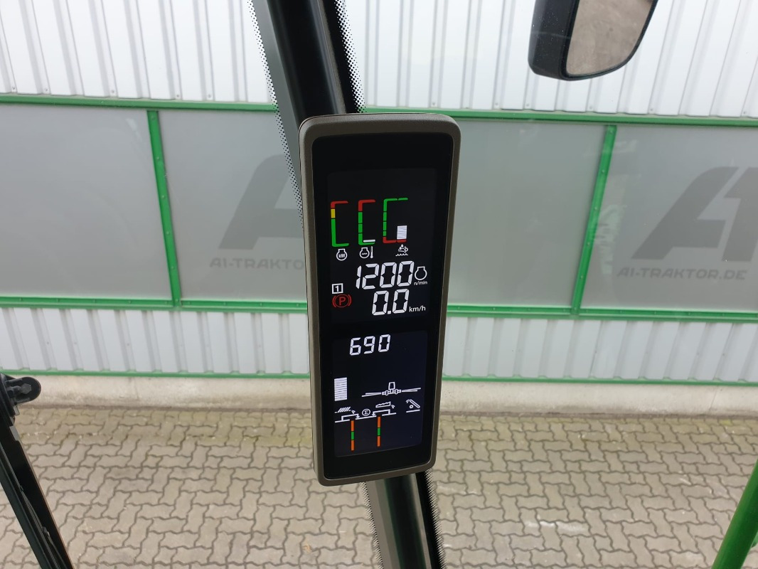 John Deere S770 - Θεριζοαλωνιστική μηχανή: φωτογραφία 3 John Deere S770 - Θεριζοαλωνιστική μηχανή: φωτογραφία 3